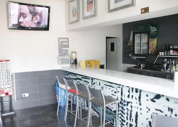 Francisco Salinas Konukevi 3*