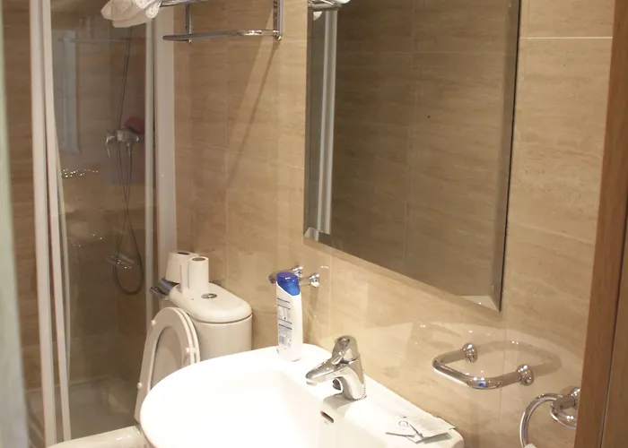 Konukevi Francisco Salinas Burgo