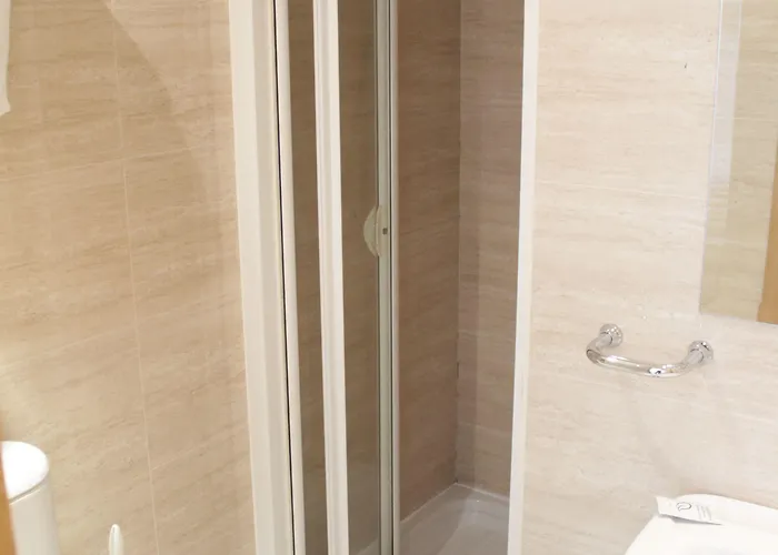 Francisco Salinas Konukevi Burgo